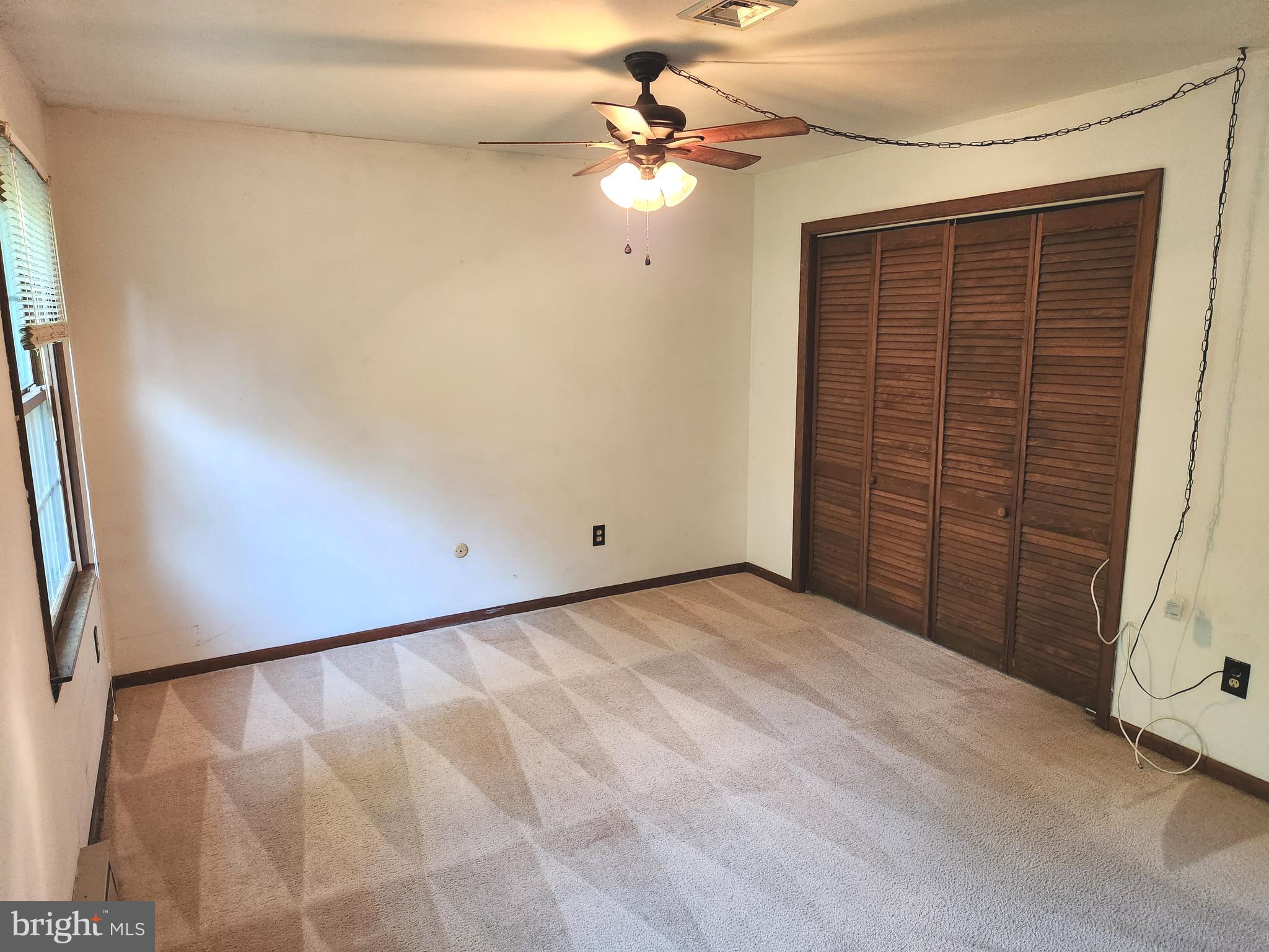 1172 SMITHFIELD CIRCLE