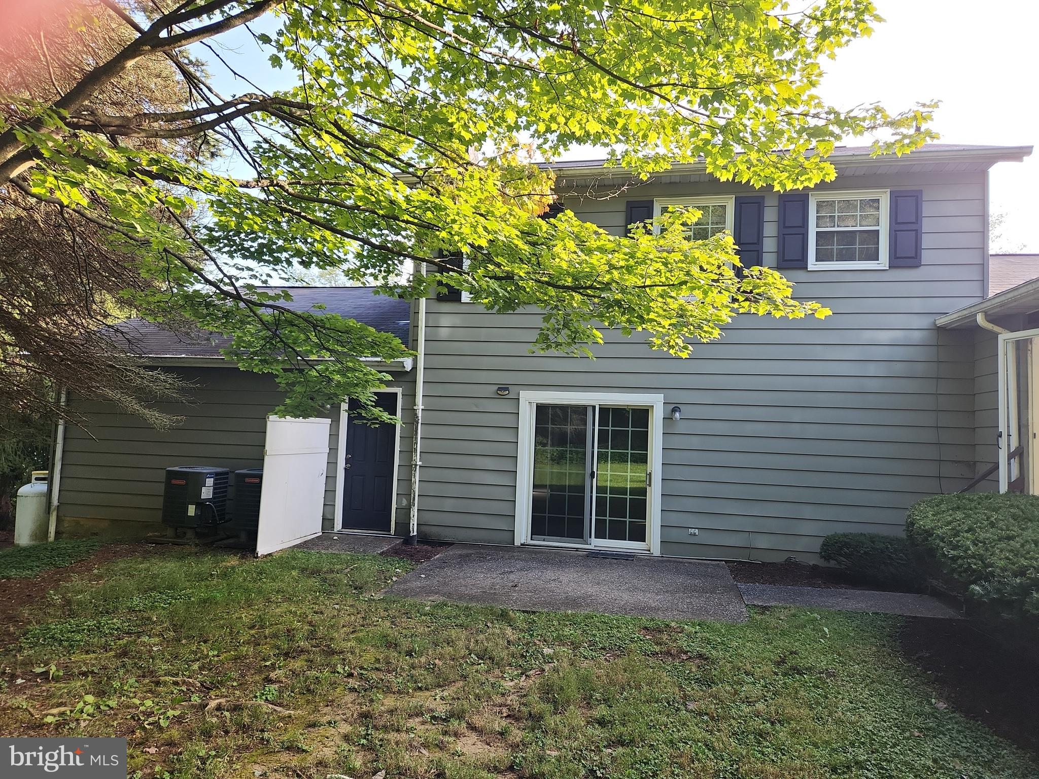 1172 SMITHFIELD CIRCLE