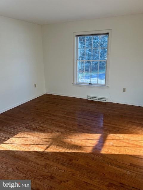 203 E WILLOWOOD COURT