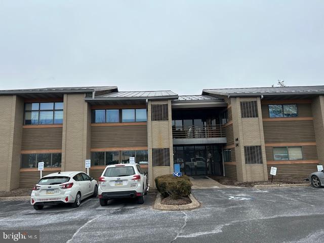 220 REGENT COURT A