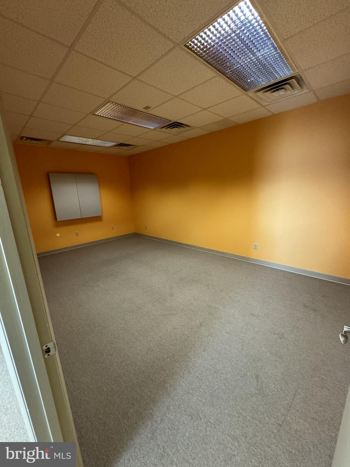 2601 E COLLEGE AVENUE