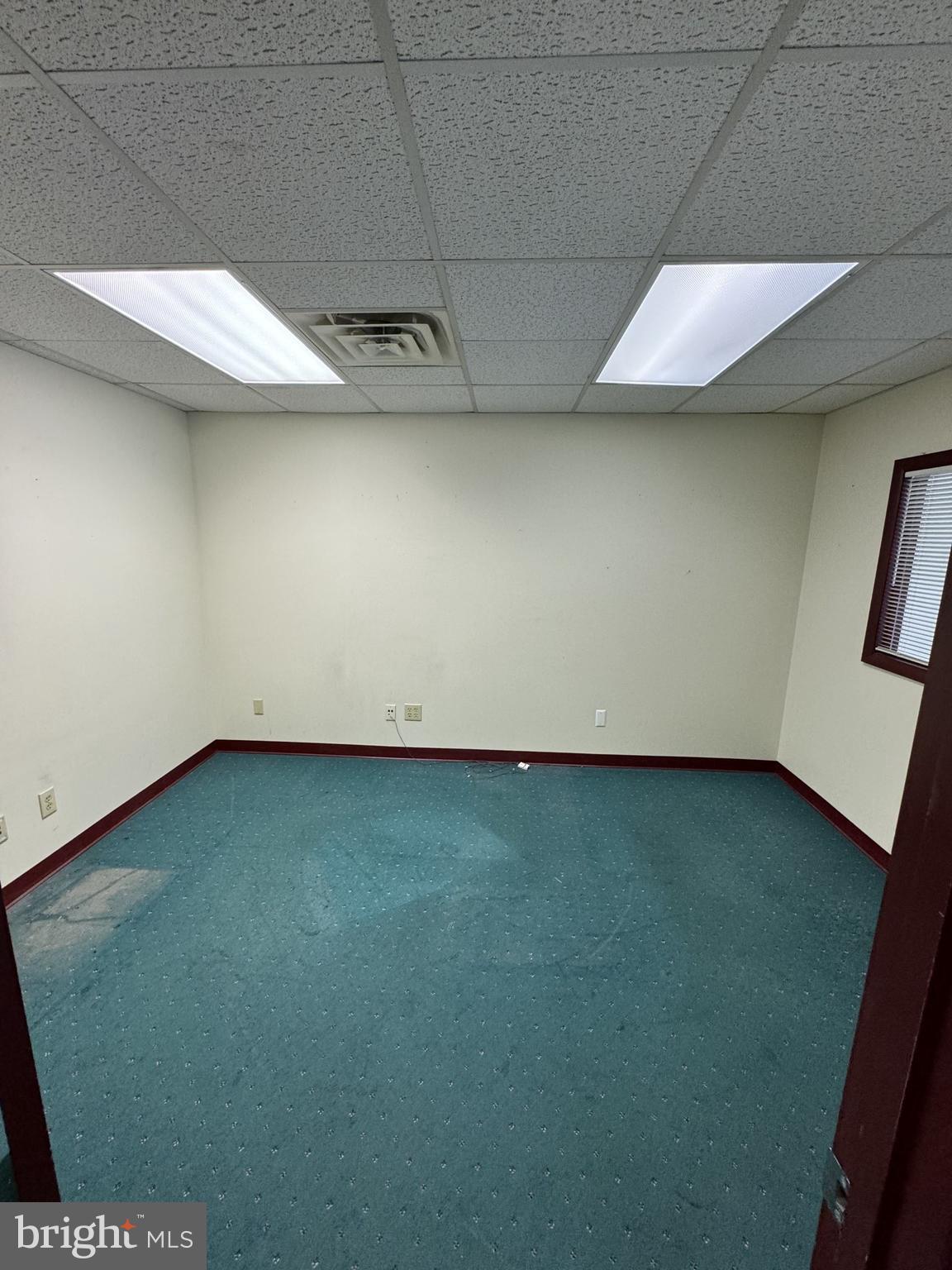 2601 E COLLEGE AVENUE