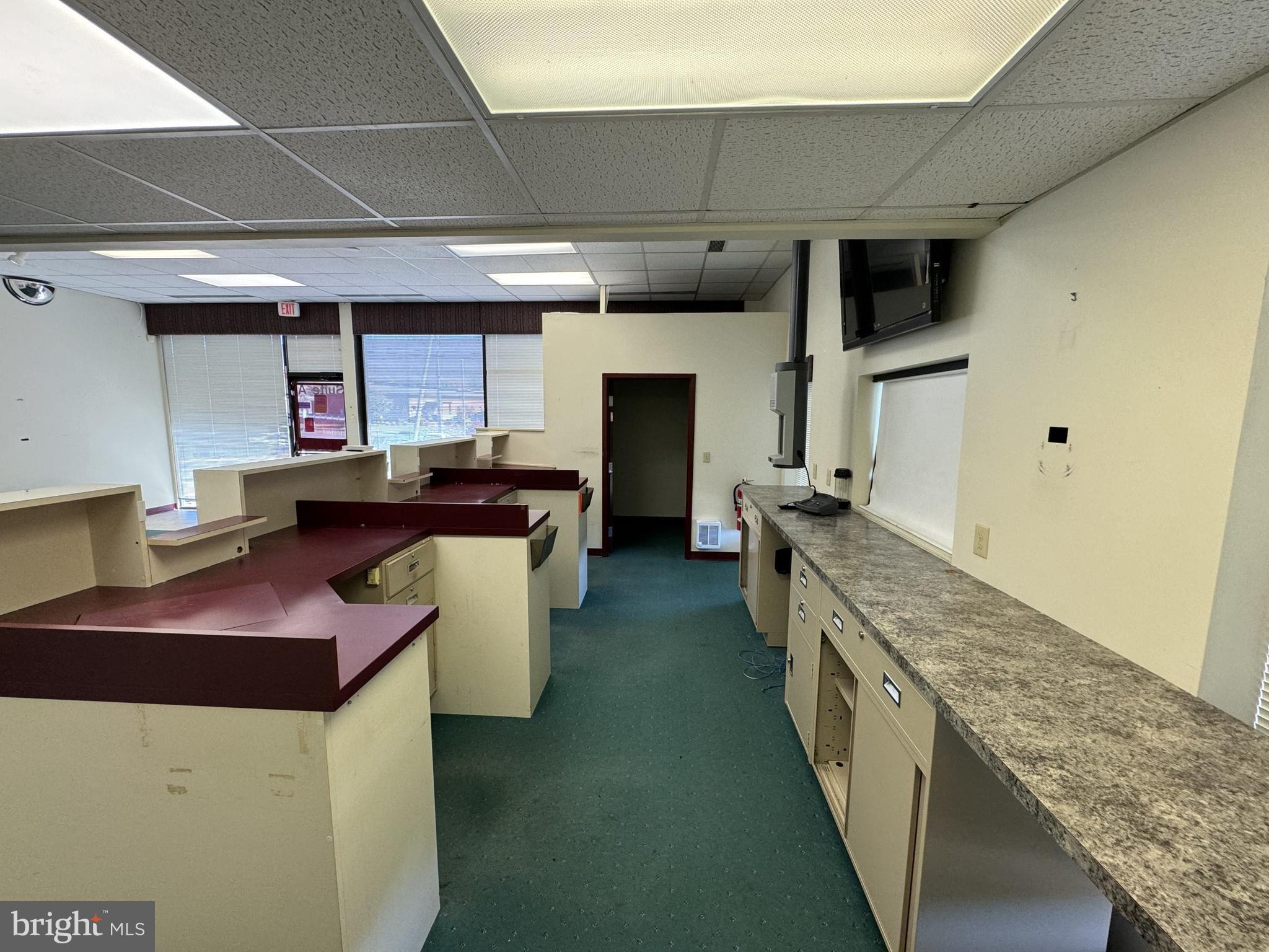 2601 E COLLEGE AVENUE