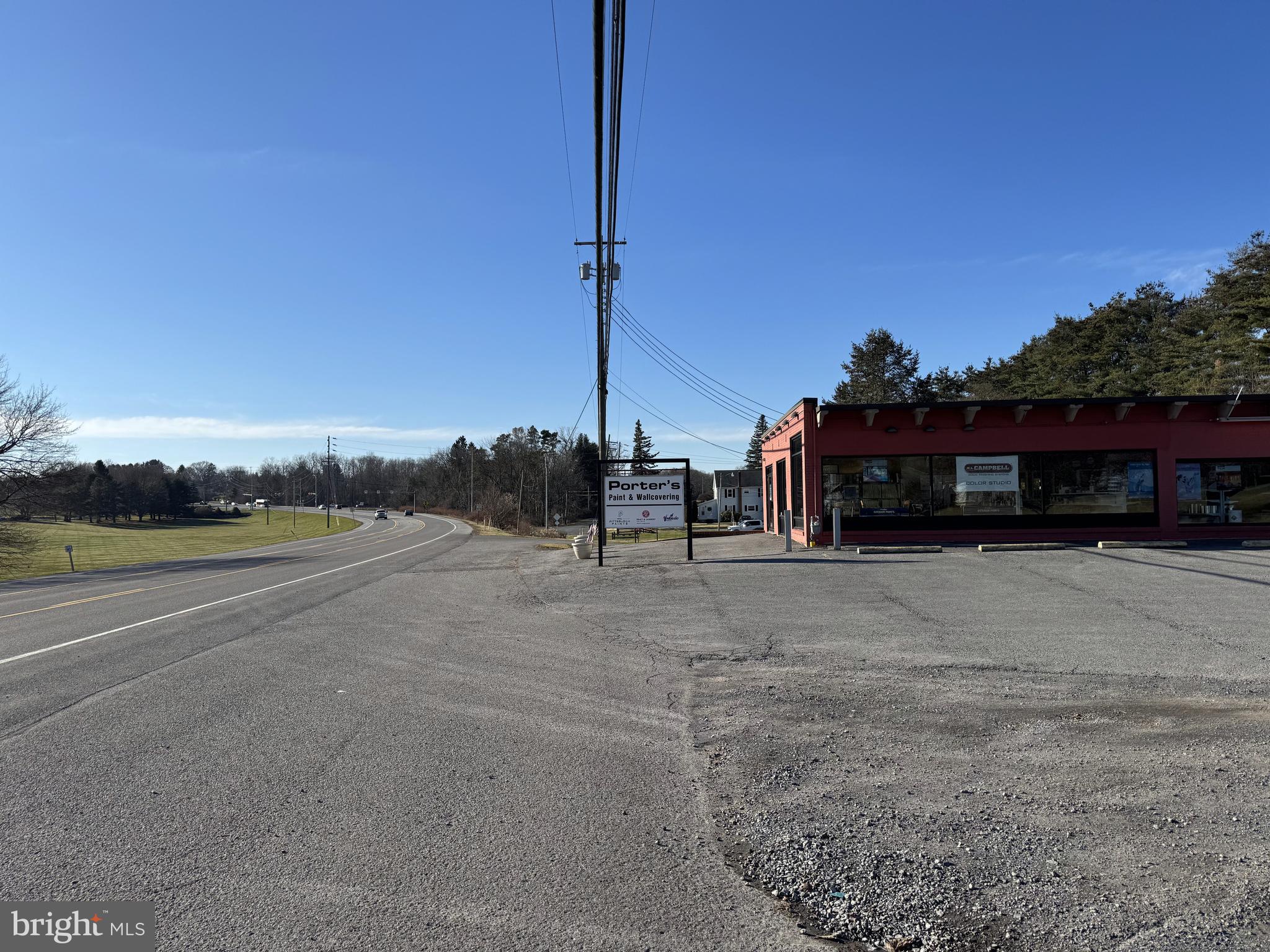 1821 W COLLEGE AVENUE