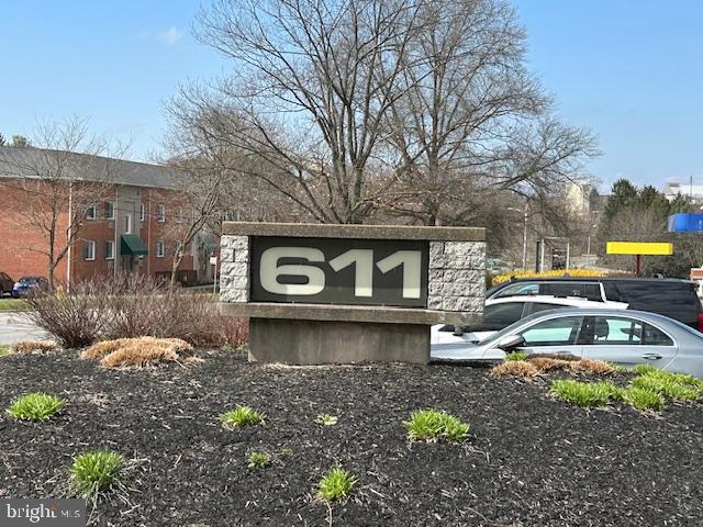611 UNIVERSITY DRIVE 210