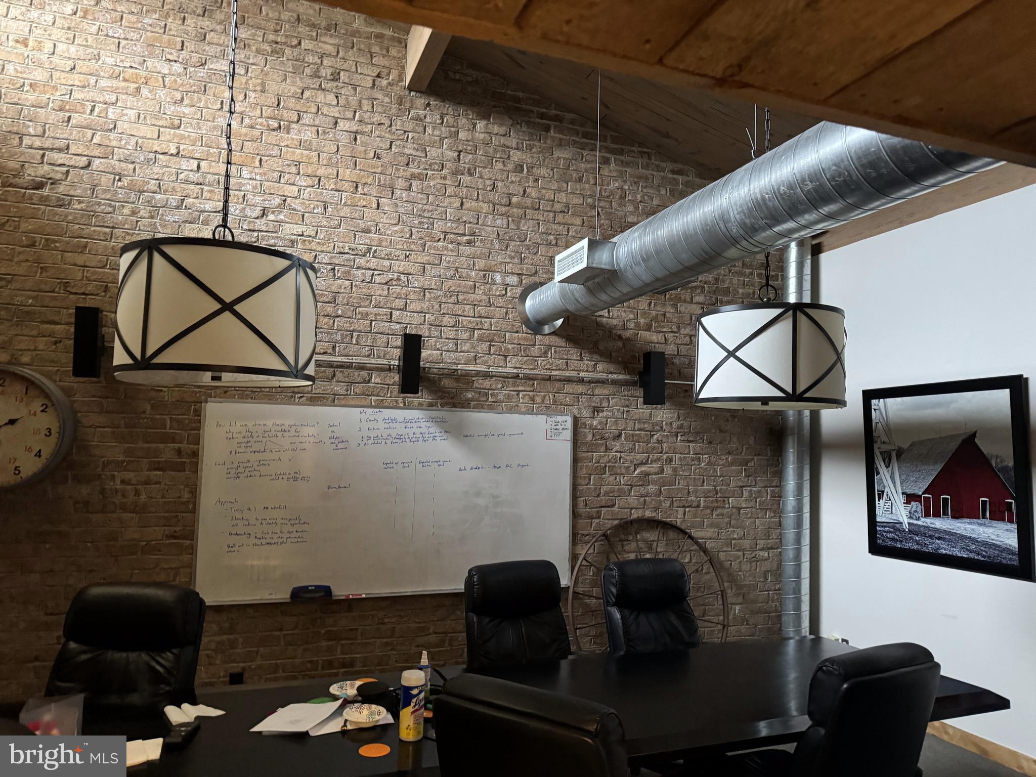 911 UNIVERSITY DRIVE