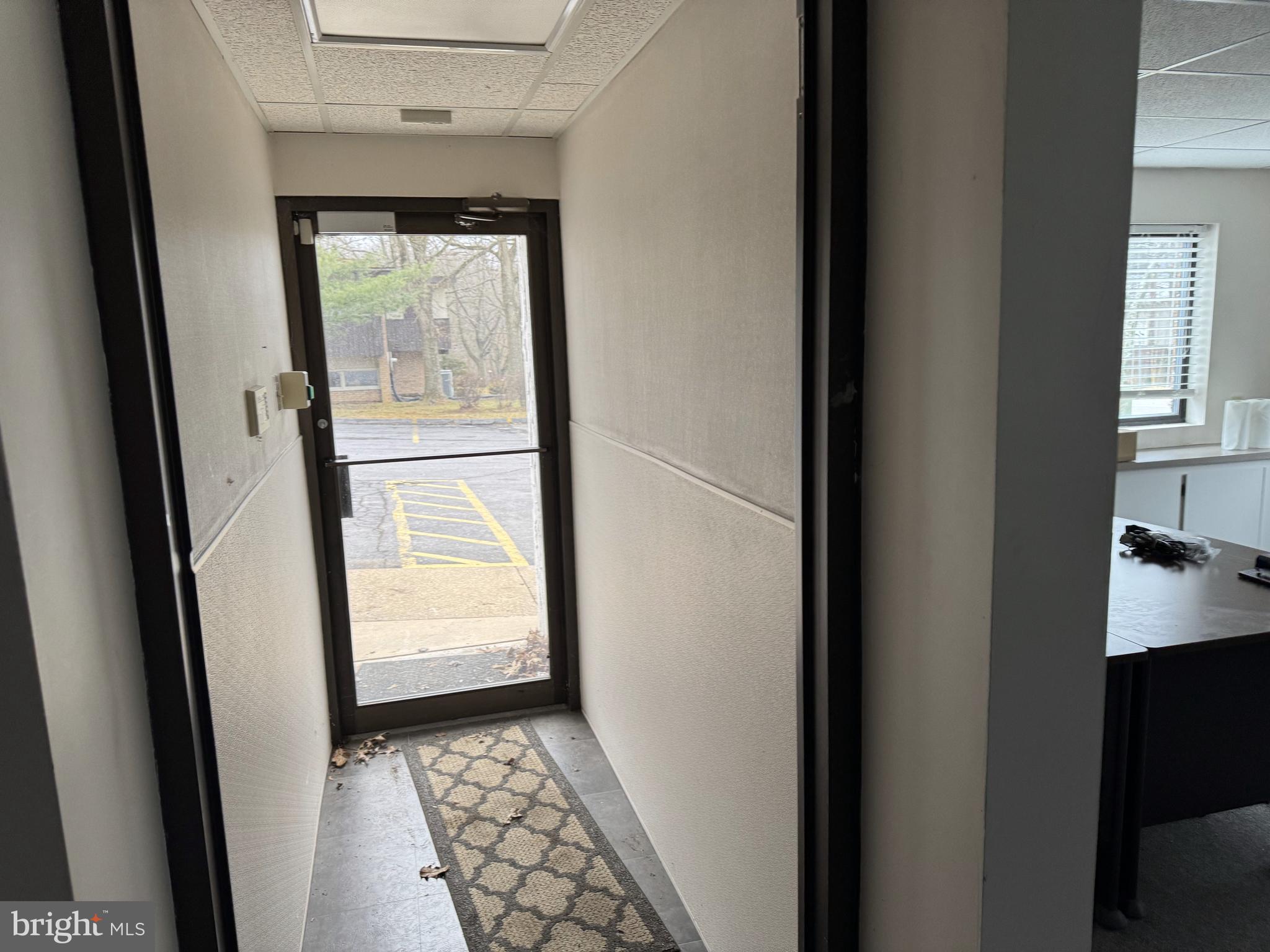 911 UNIVERSITY DRIVE