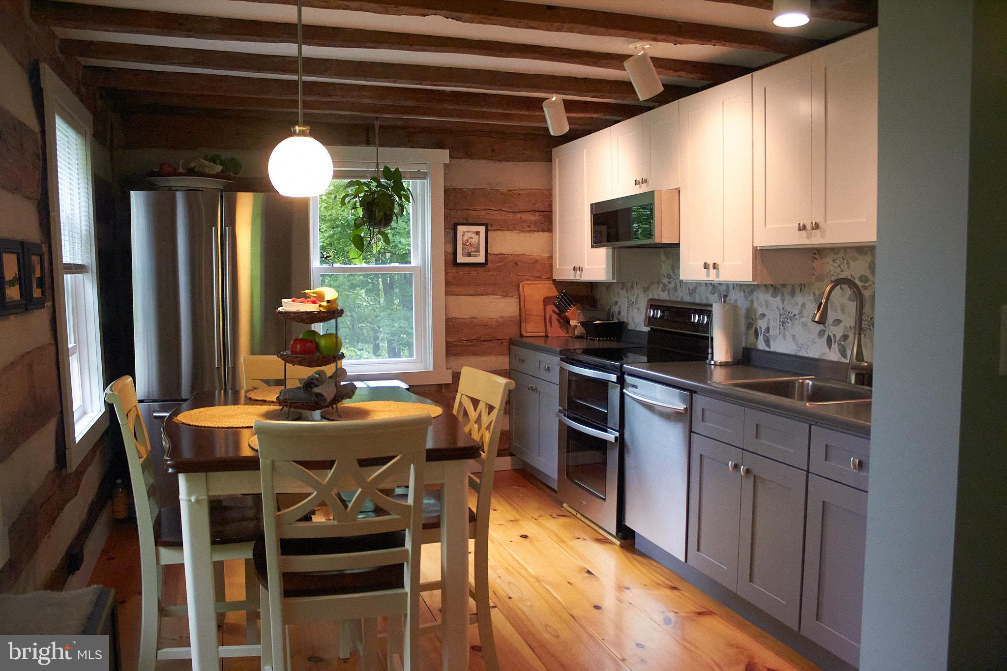 647 E CHESTNUT STREET