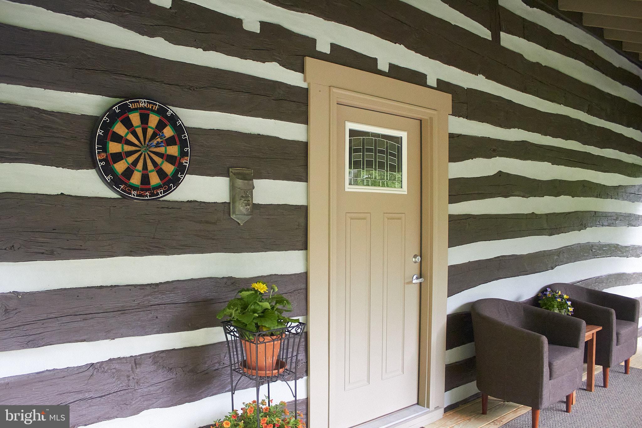 647 E CHESTNUT STREET