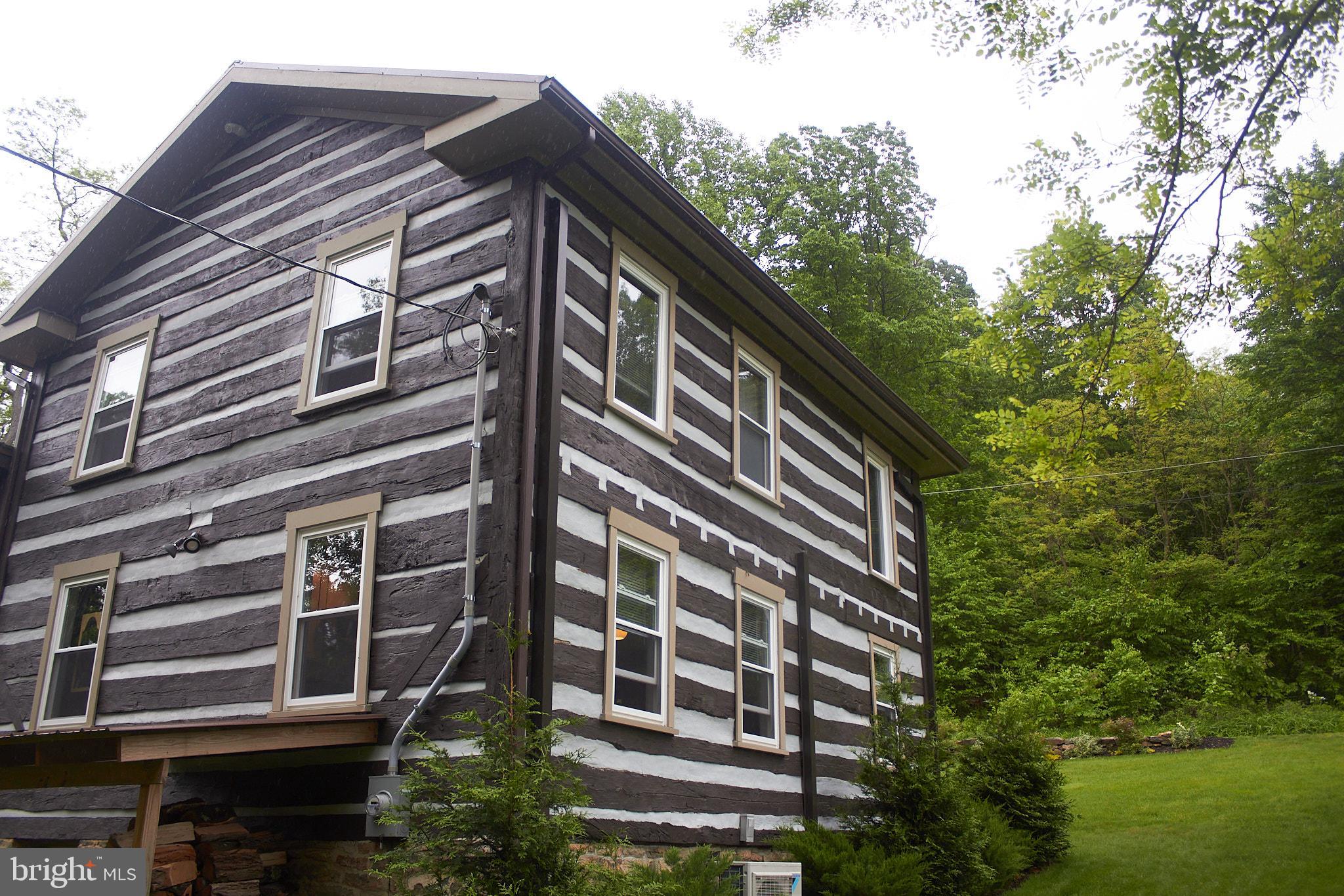 647 E CHESTNUT STREET