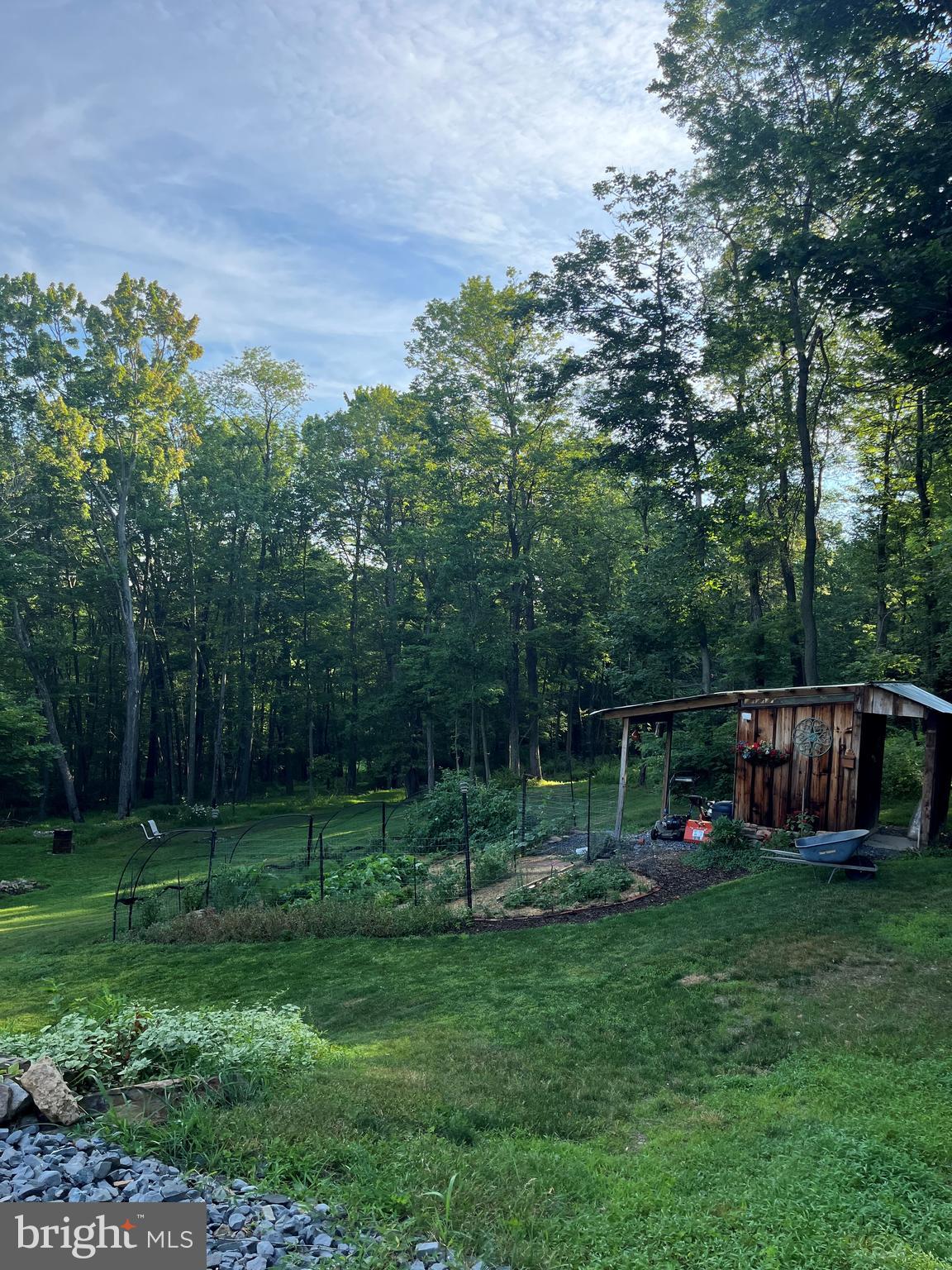 647 E CHESTNUT STREET