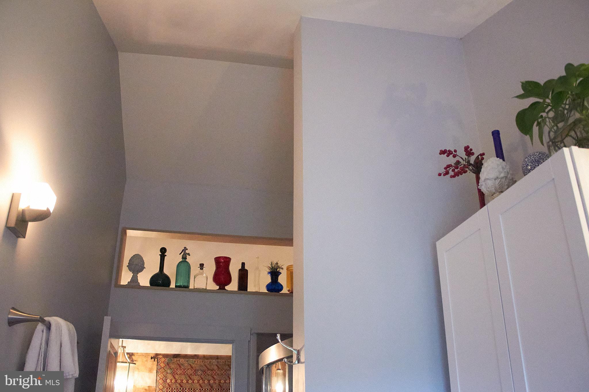 647 E CHESTNUT STREET