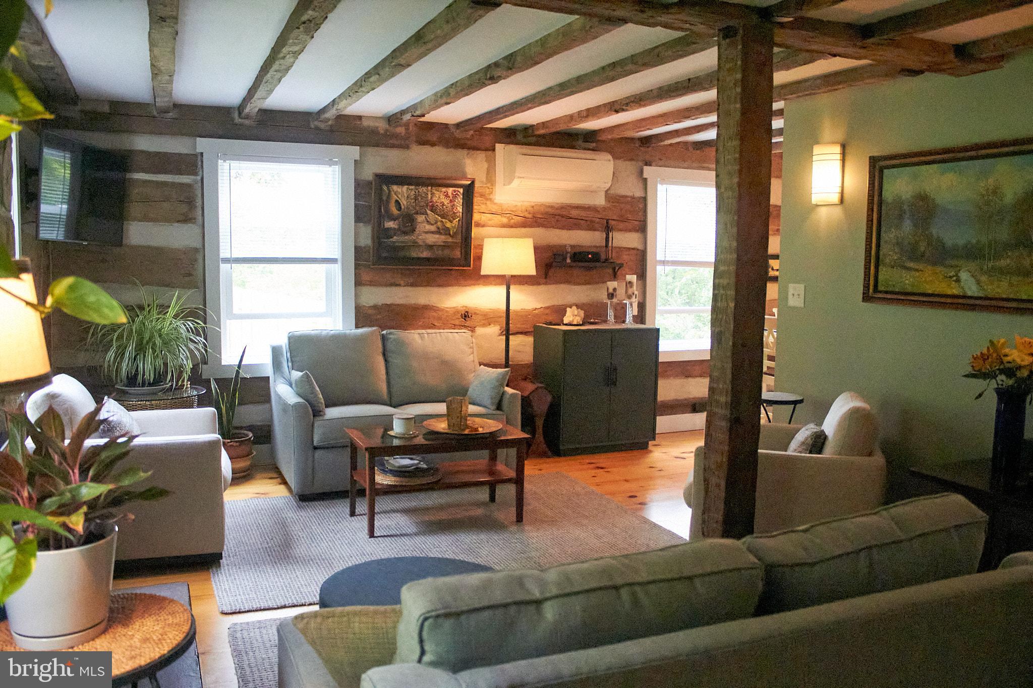 647 E CHESTNUT STREET