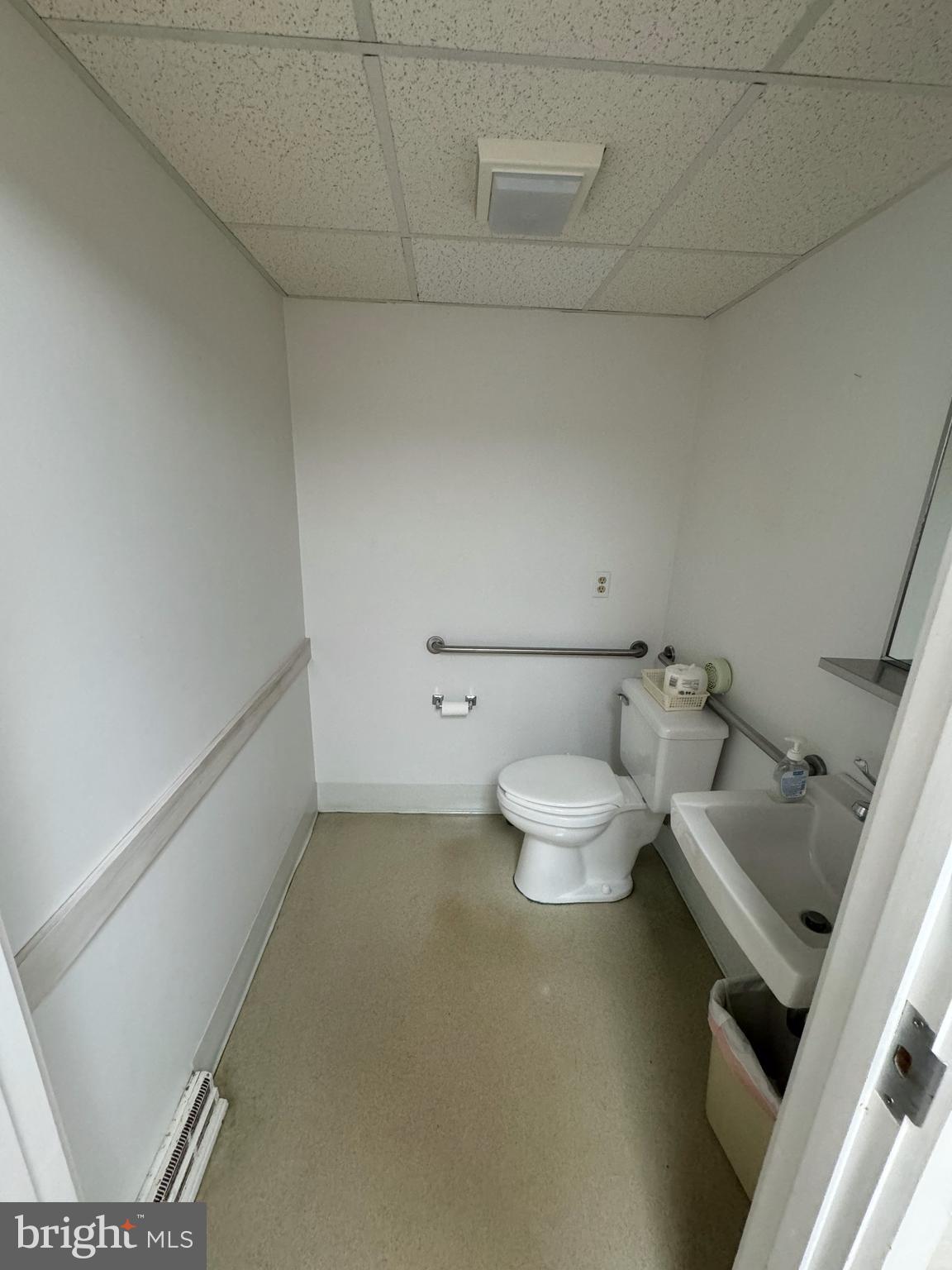 251 EASTERLY PARKWAY 202