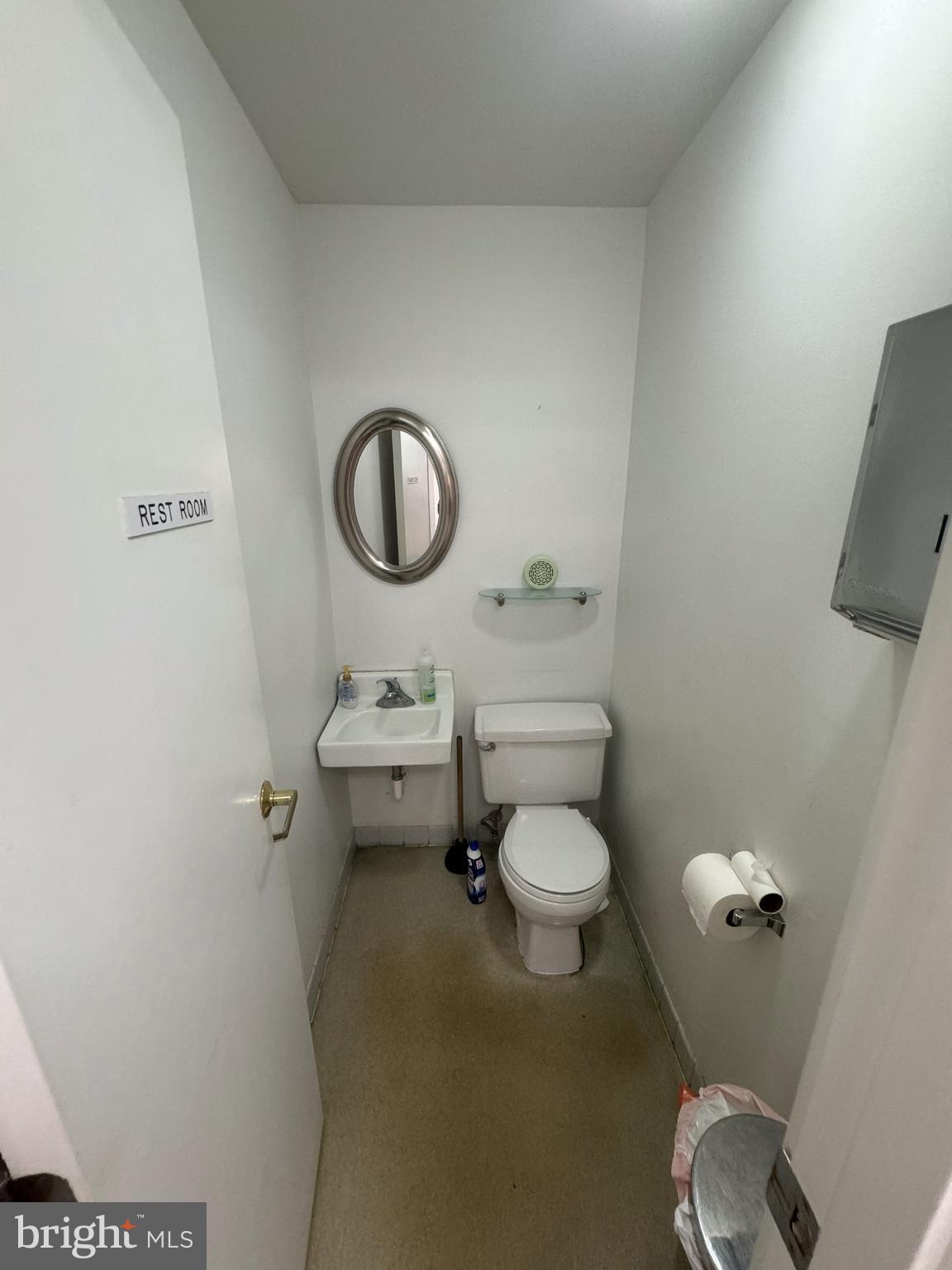 251 EASTERLY PARKWAY 202