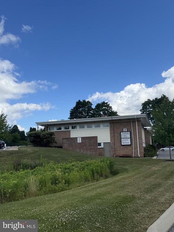 251 EASTERLY PARKWAY 202