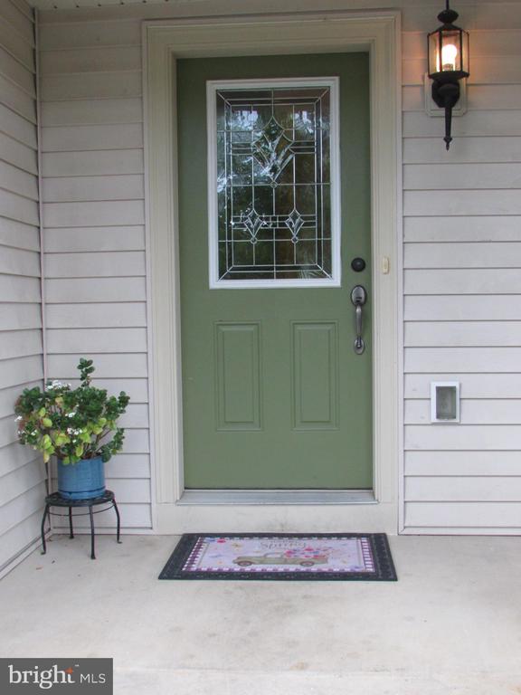 151 FARMINGTON LANE