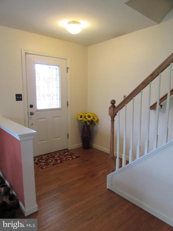 151 FARMINGTON LANE