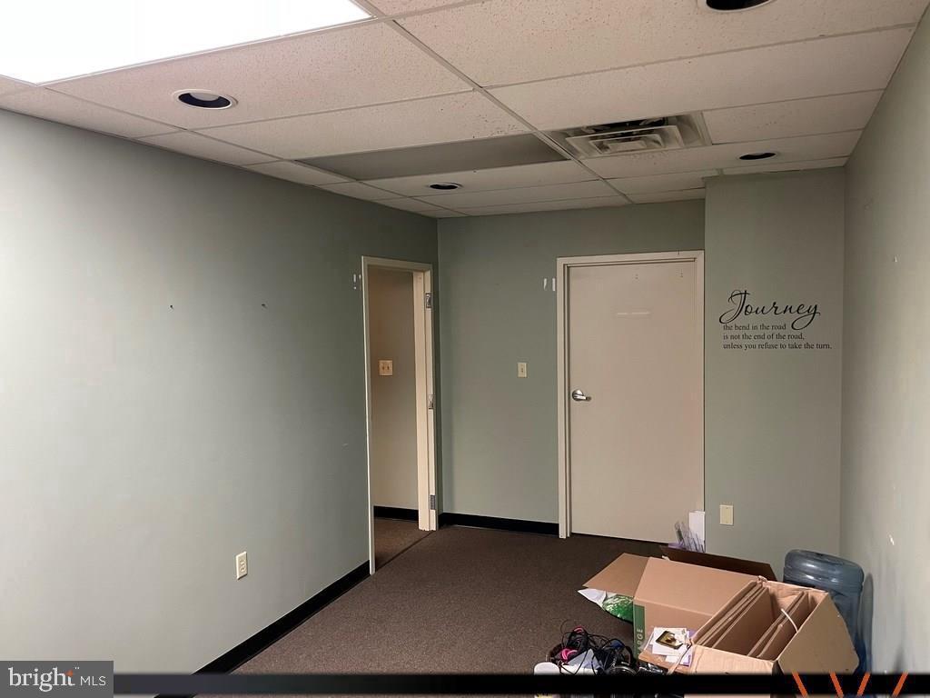 1107 W COLLEGE AVENUE