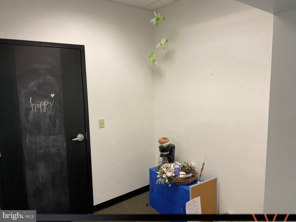 1107 W COLLEGE AVENUE