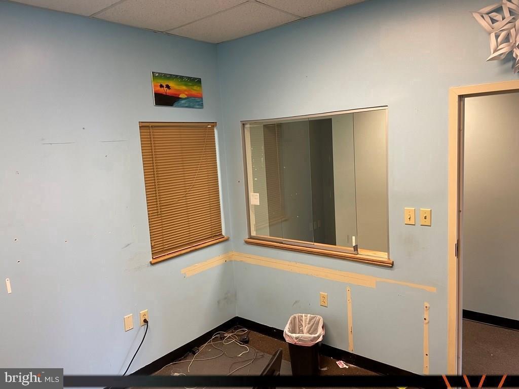 1107 W COLLEGE AVENUE