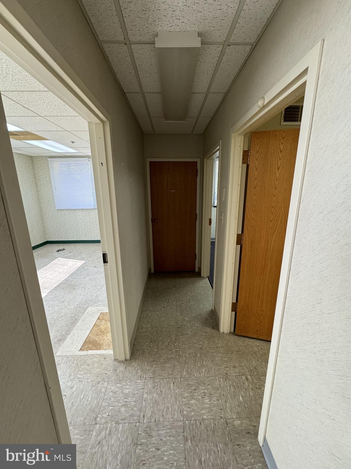 1315 W COLLEGE AVENUE 201