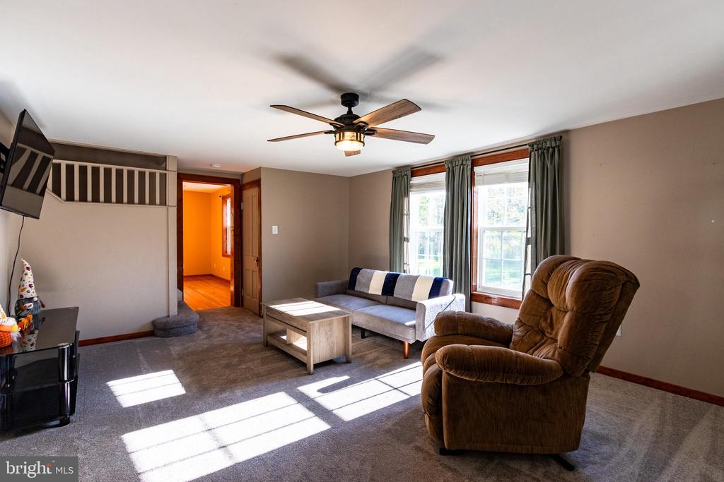 502 E PLANK ROAD