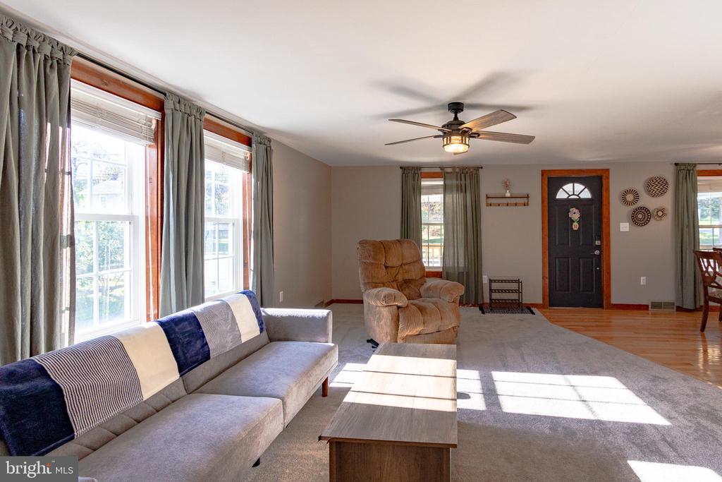 502 E PLANK ROAD