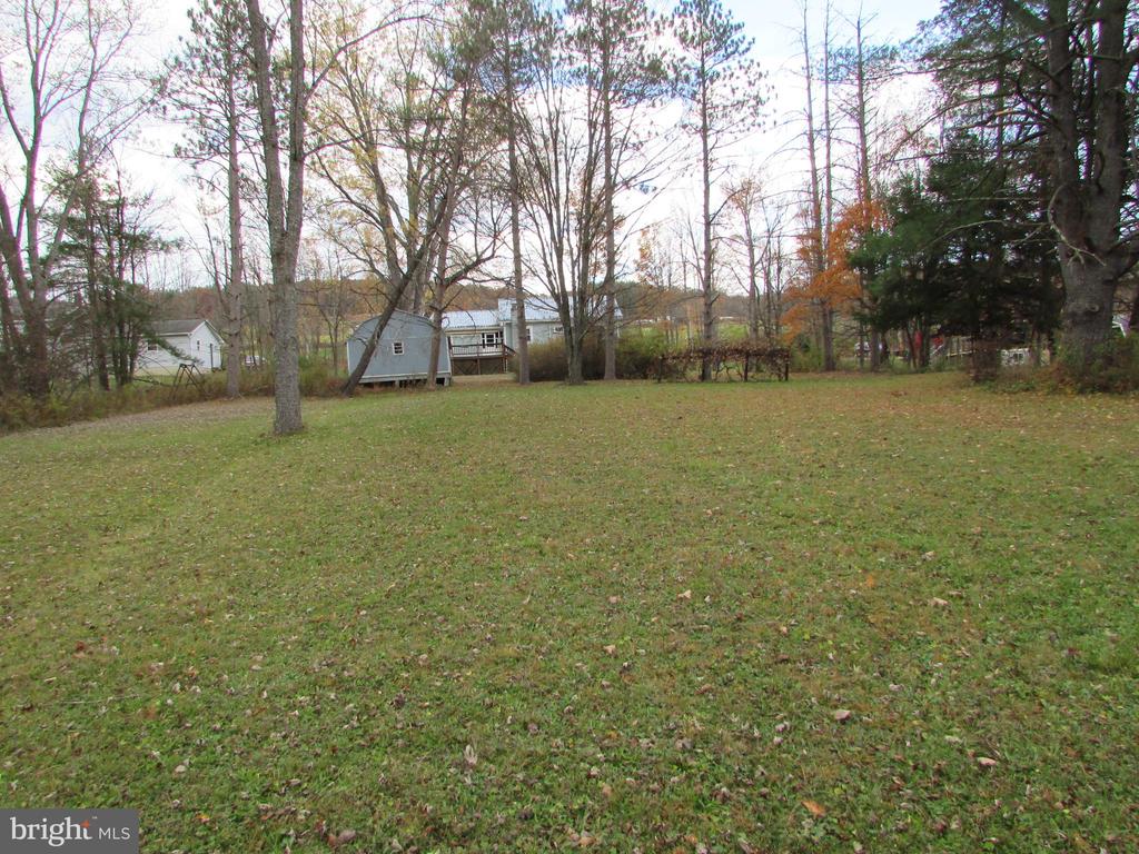 445 BEAVER ROAD