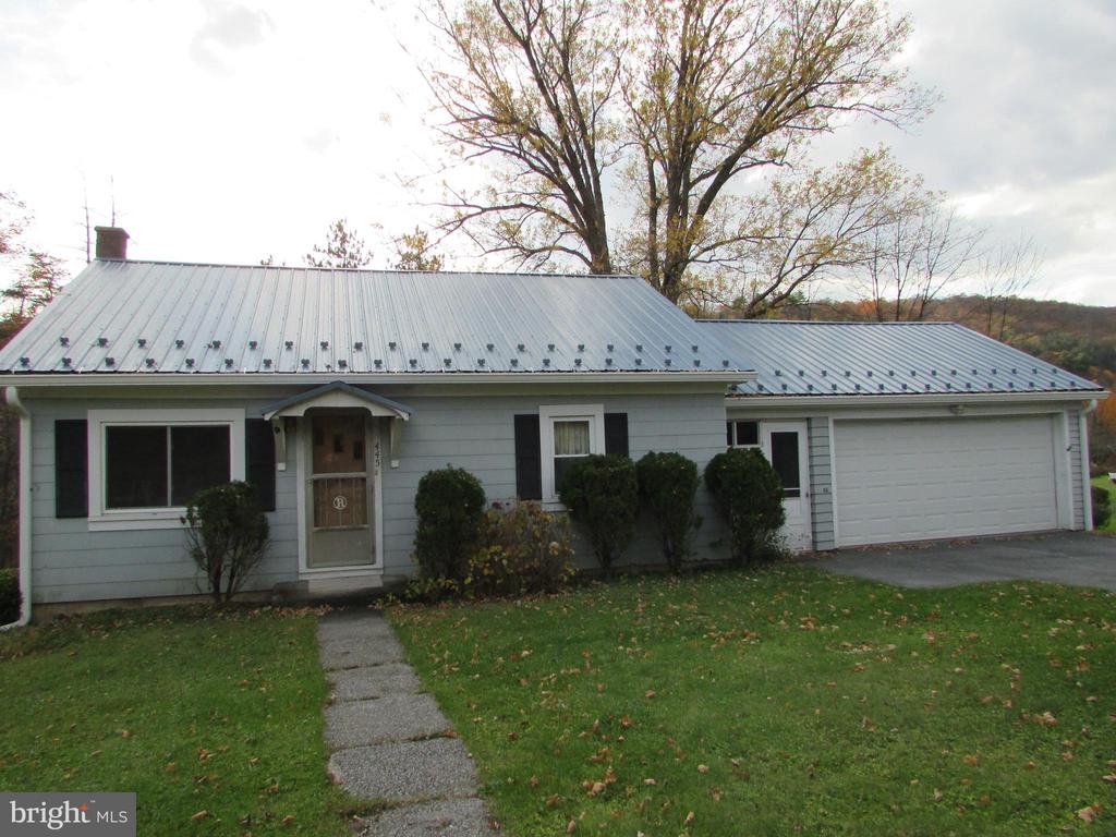 445 BEAVER ROAD