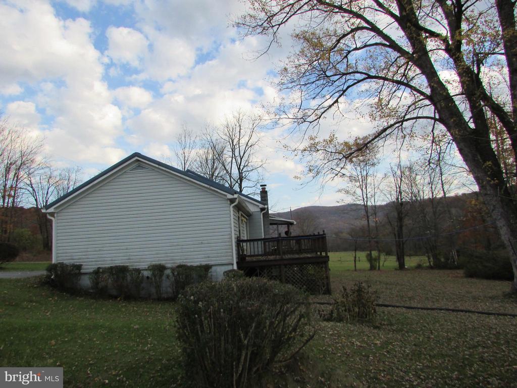 445 BEAVER ROAD