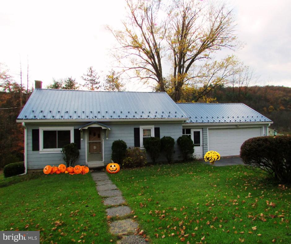 445 BEAVER ROAD