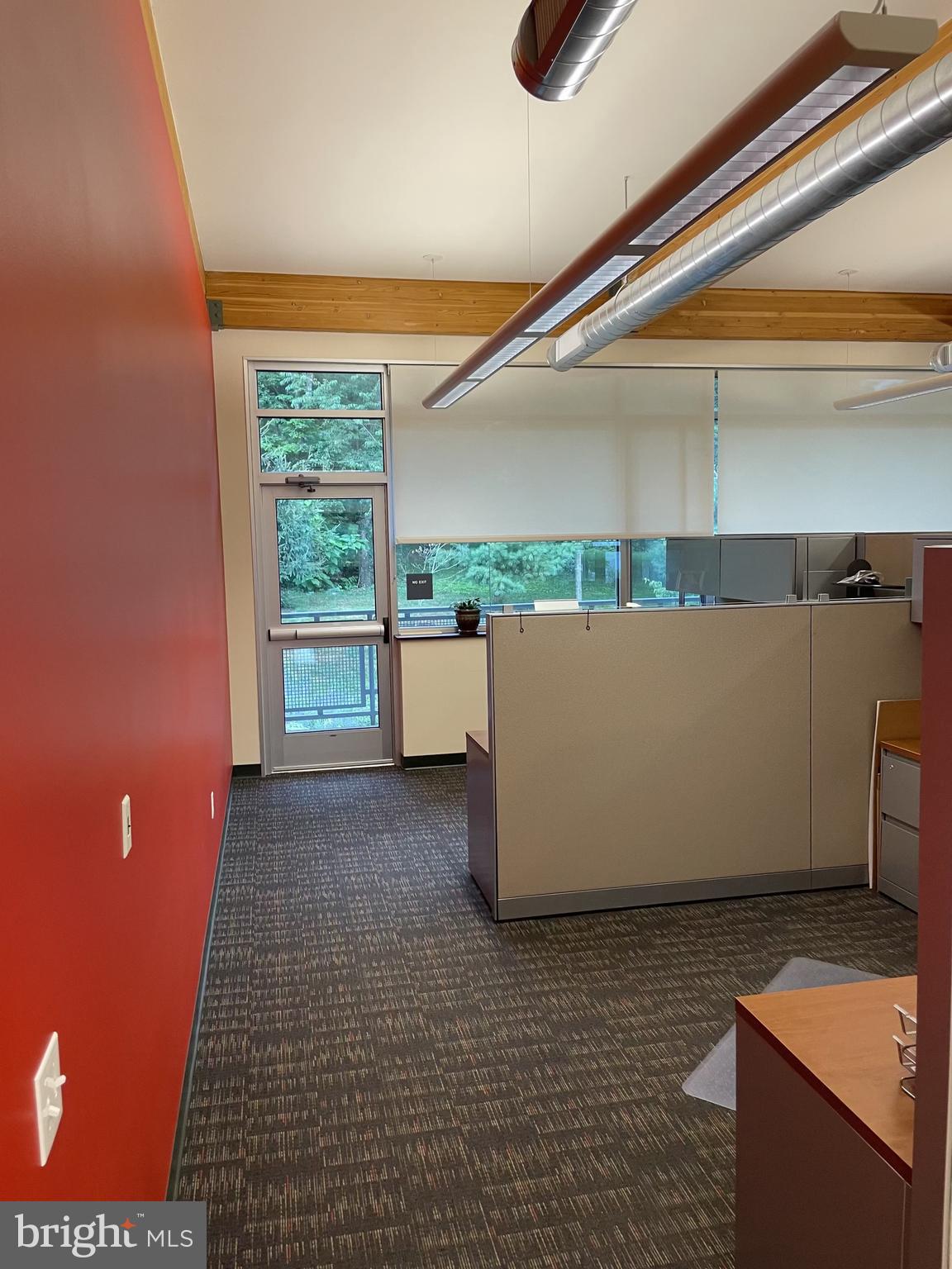 690 GRAYS WOODS BOULEVARD