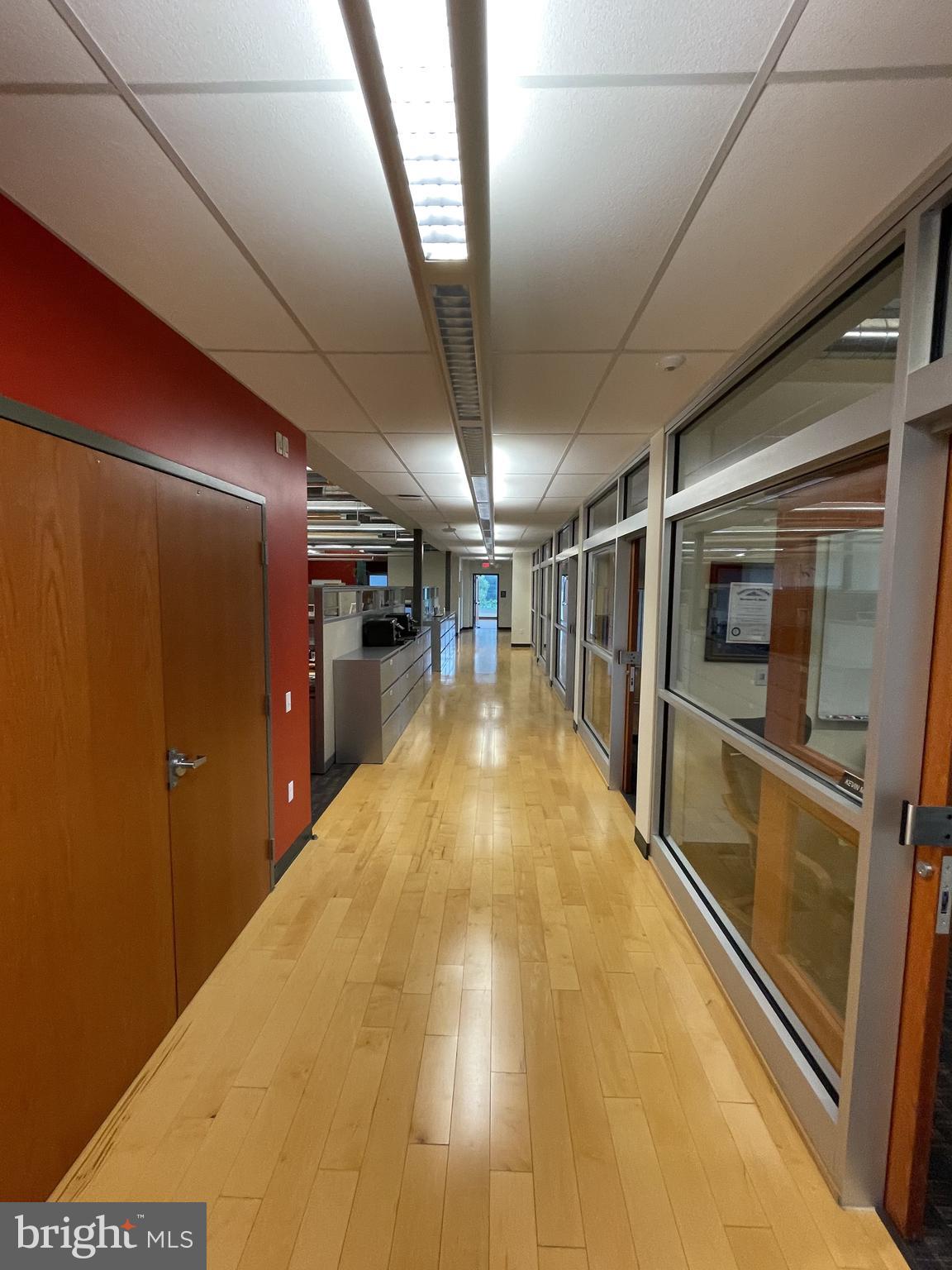 690 GRAYS WOODS BOULEVARD