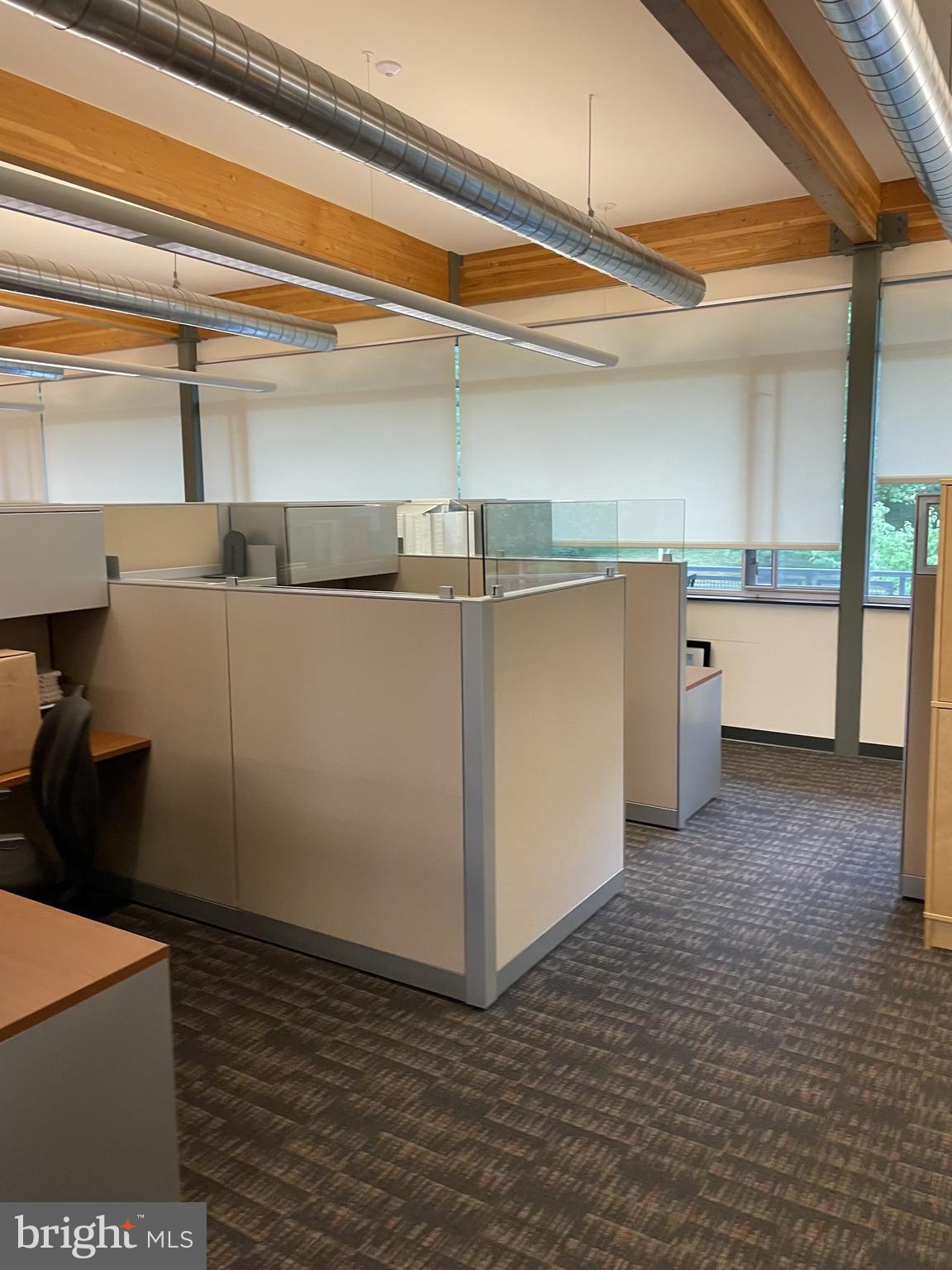 690 GRAYS WOODS BOULEVARD