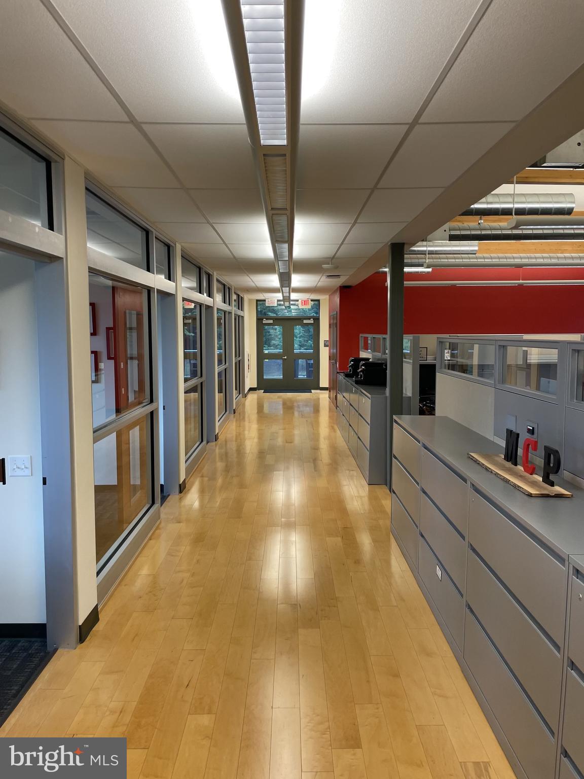 690 GRAYS WOODS BOULEVARD