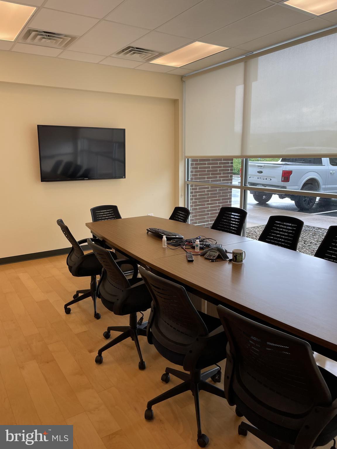 690 GRAYS WOODS BOULEVARD