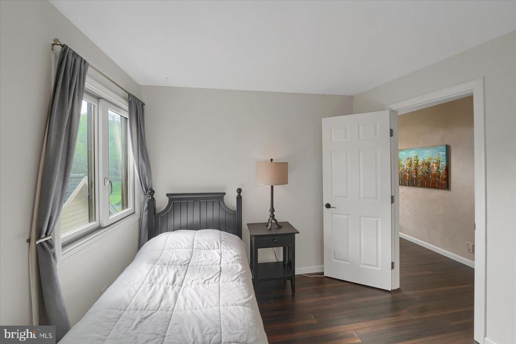 256 BLACKBERRY HILL