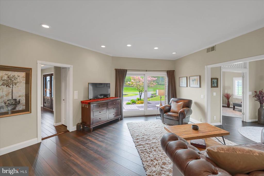 256 BLACKBERRY HILL