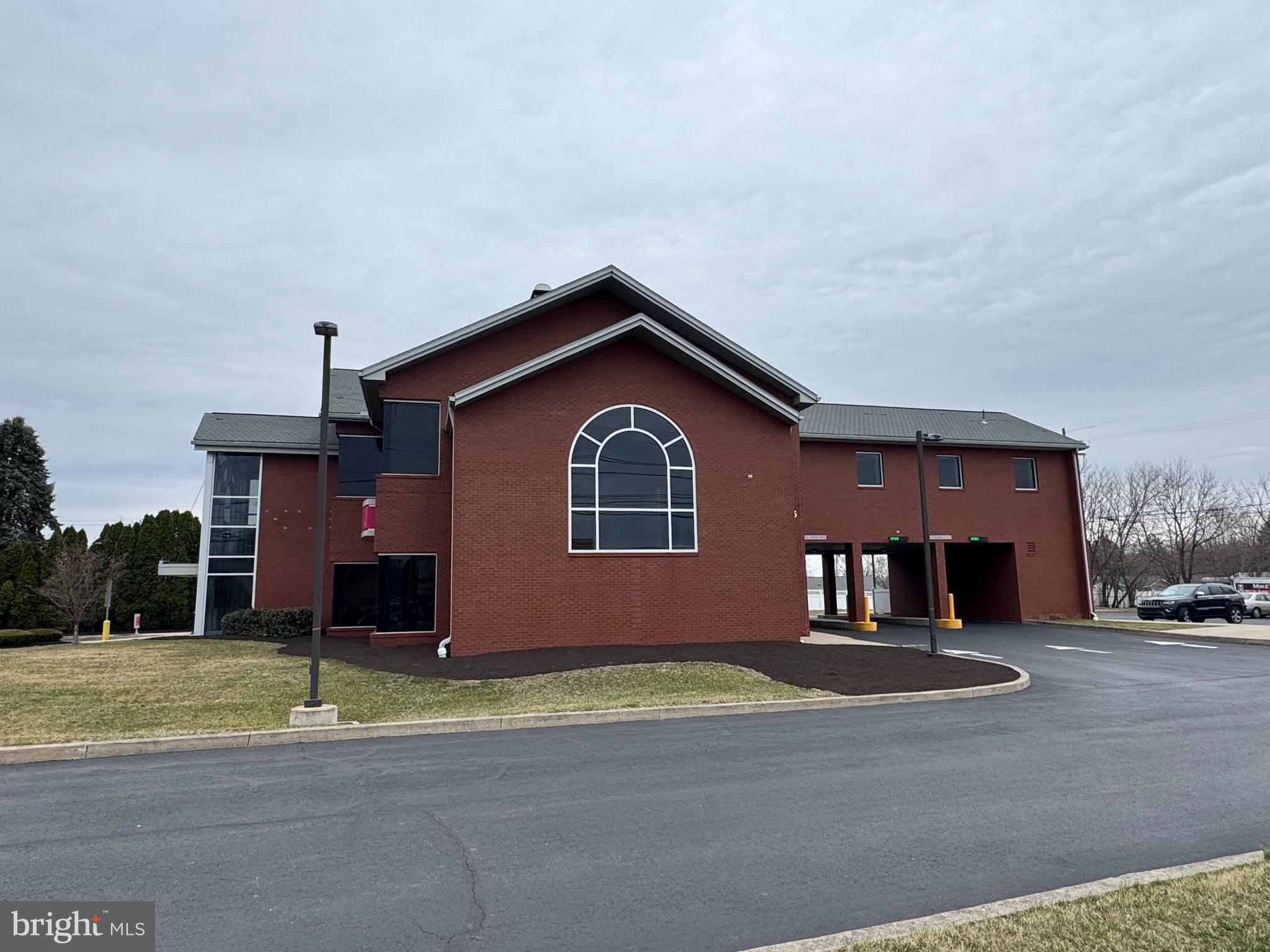 1535 N ATHERTON STREET