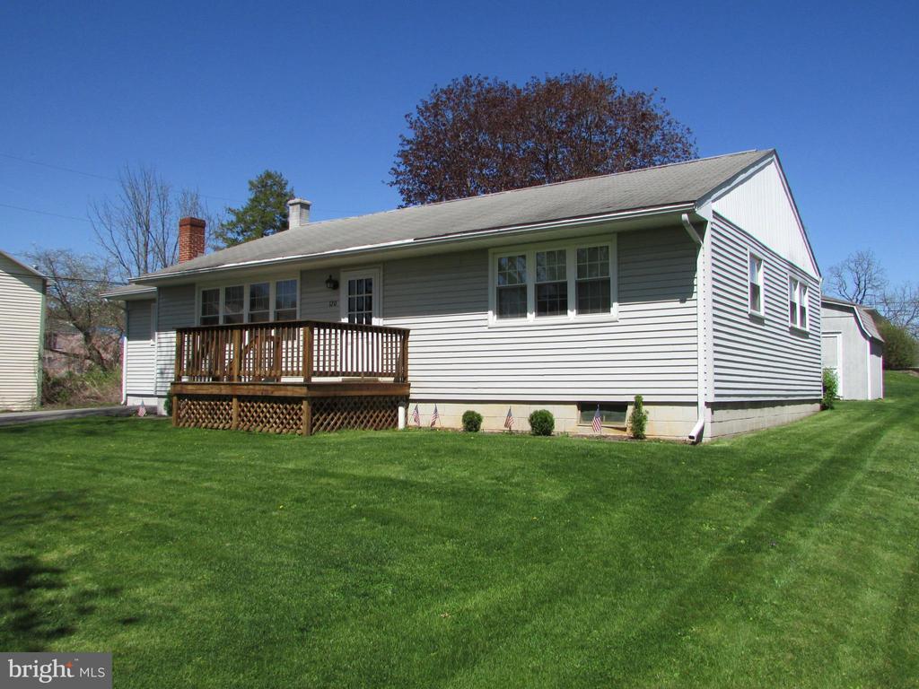 120 WALNUT STREET