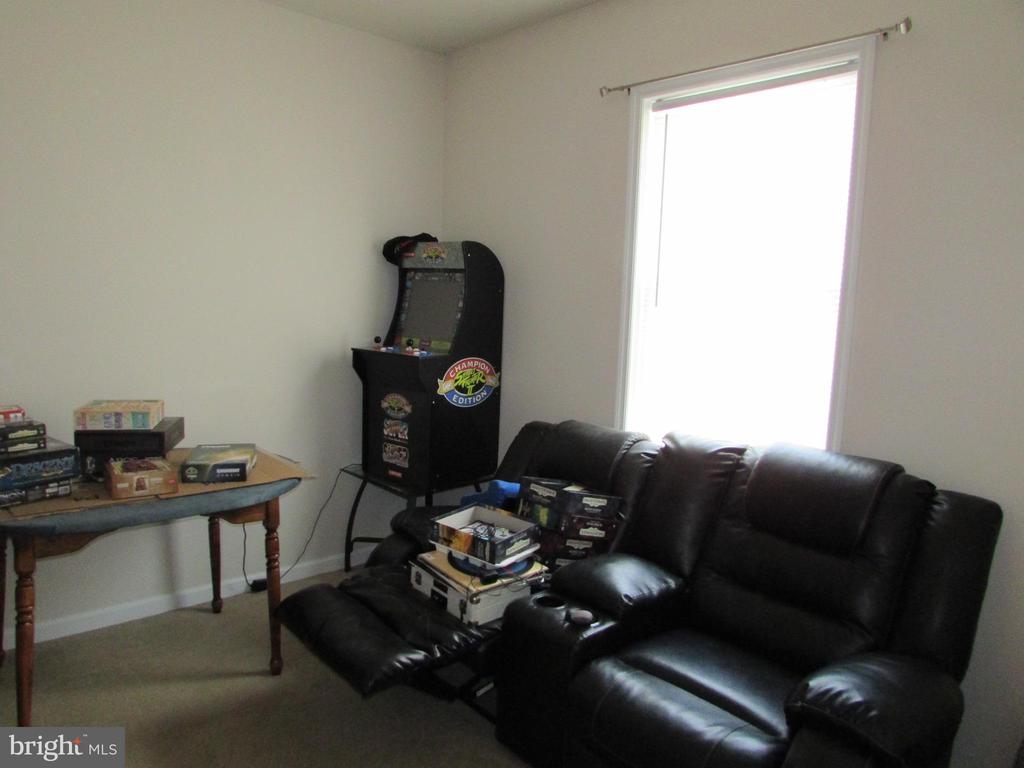 168 ROSEWOOD COVE