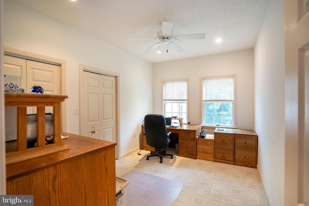 555 KRISTINA CIRCLE
