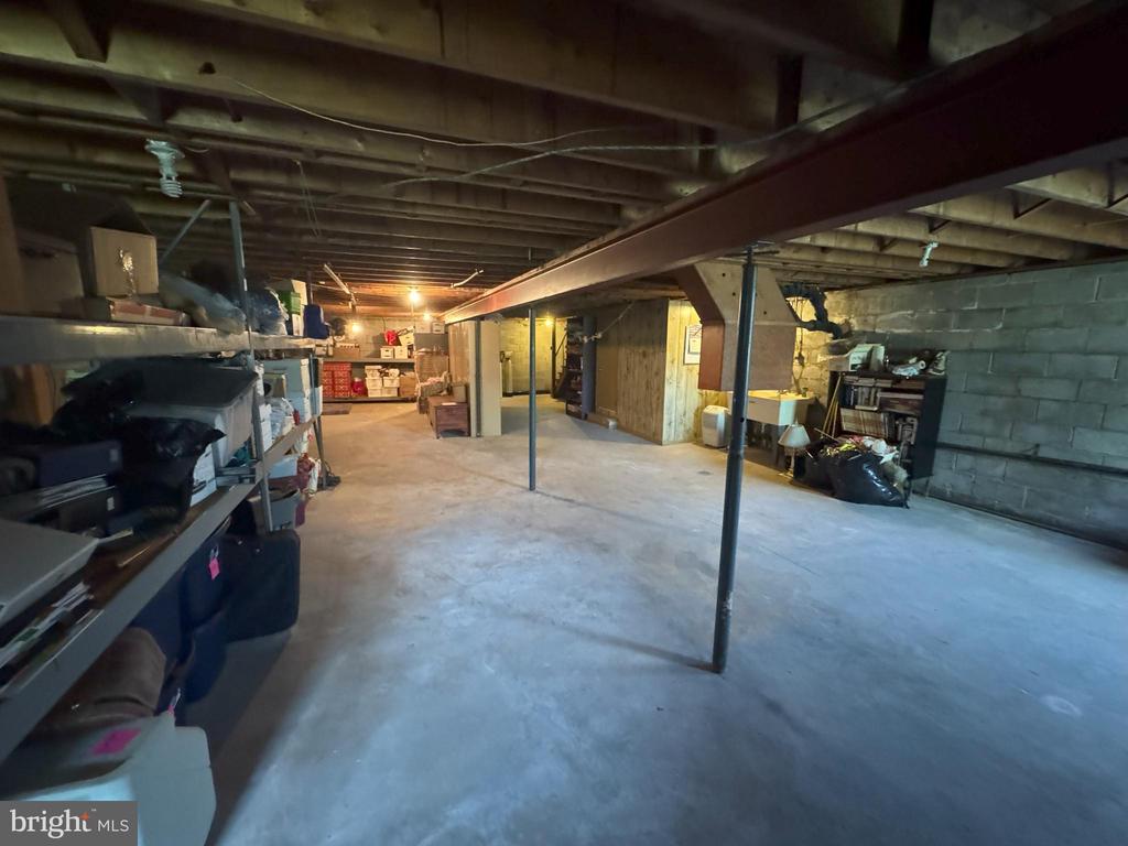 126 E HARRIS DRIVE