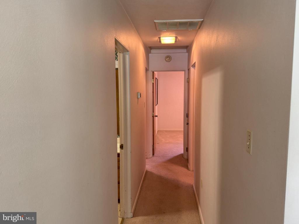 126 E HARRIS DRIVE