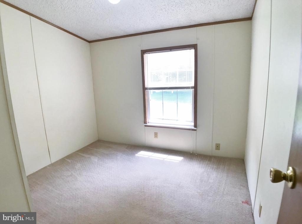 480 DOUGLAS DRIVE