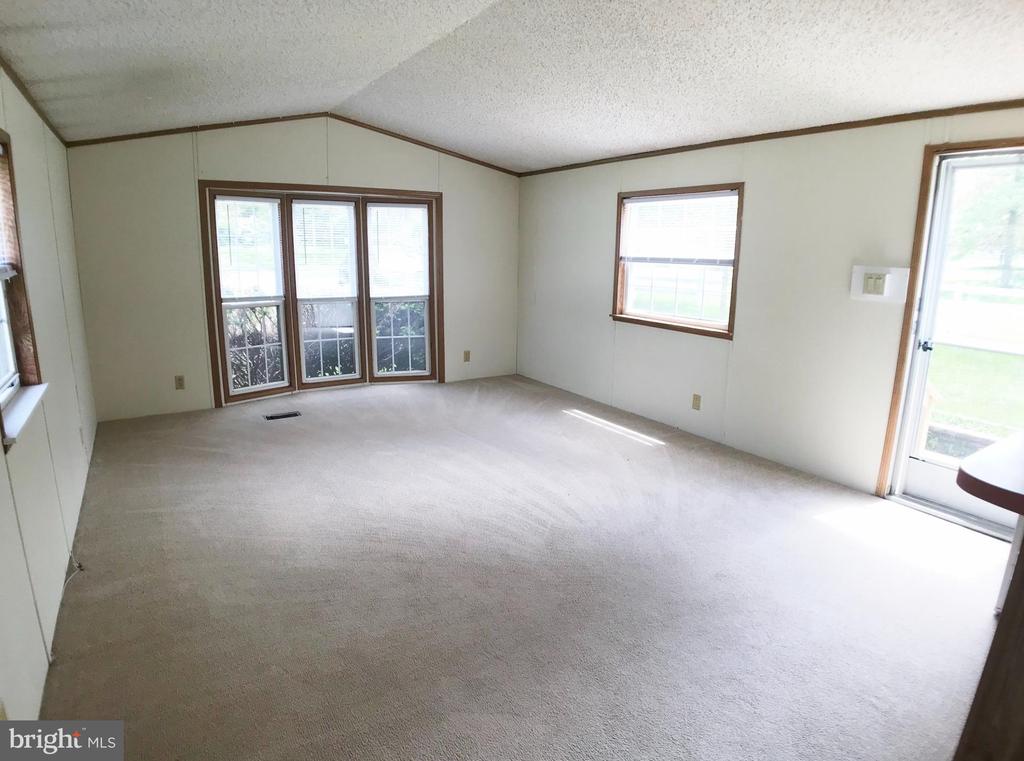 480 DOUGLAS DRIVE