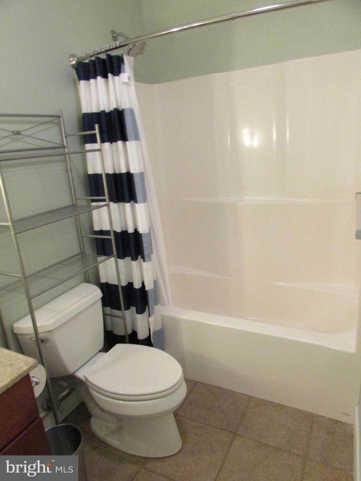 688 OAKWOOD AVENUE A