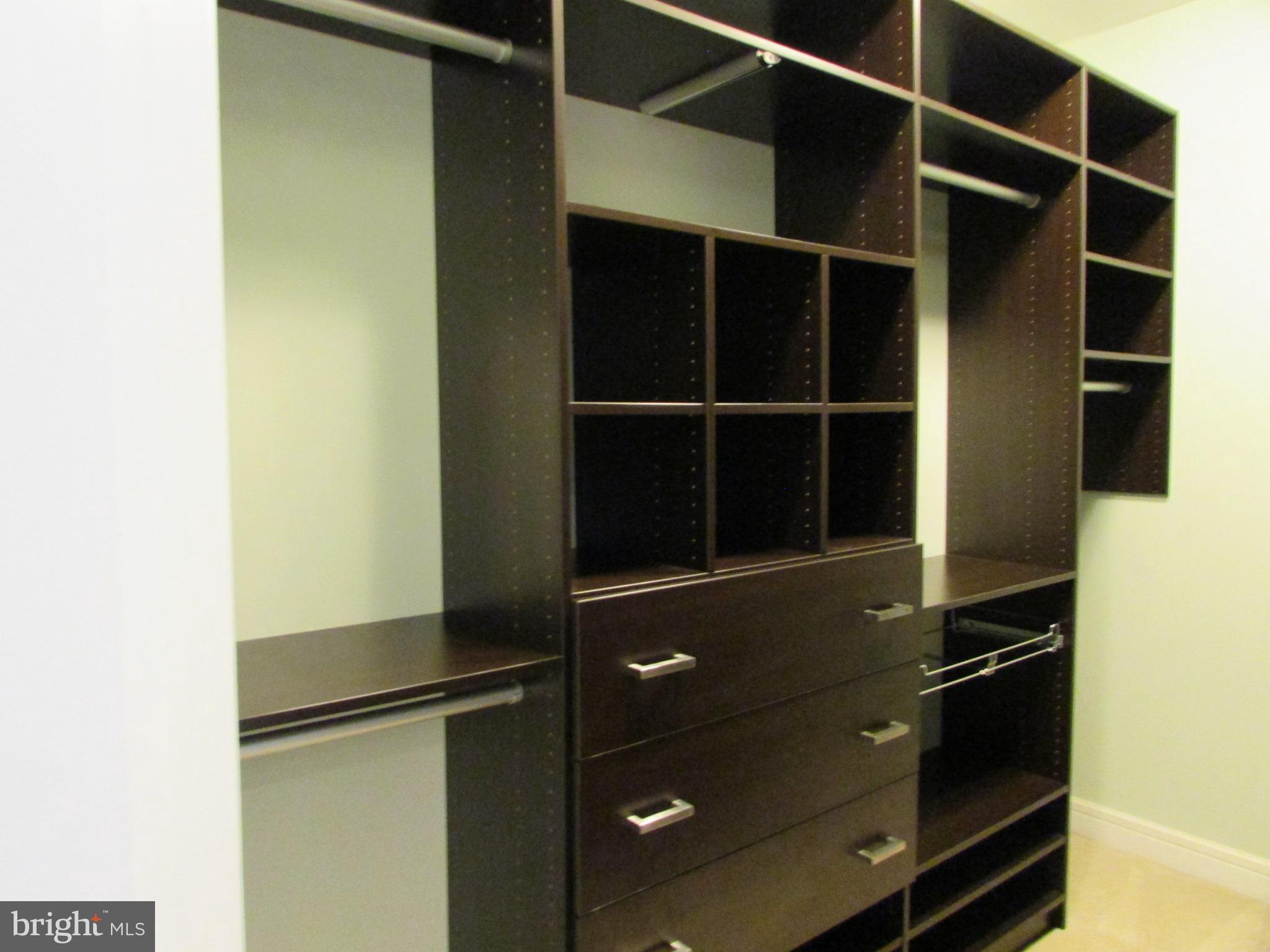 688 OAKWOOD AVENUE A