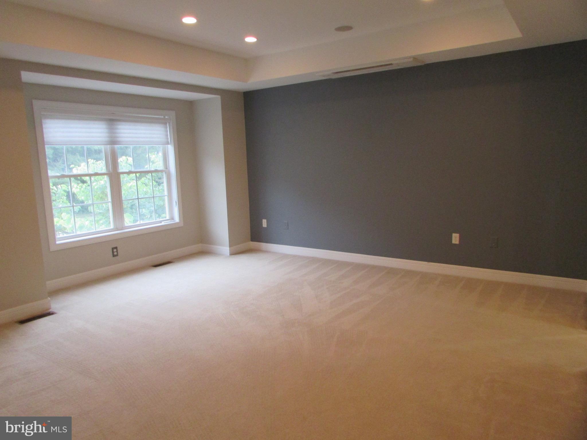 688 OAKWOOD AVENUE A